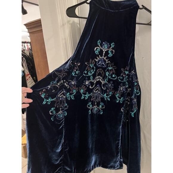 FREE PEOPLE Blue Jill's Sequin Velvet Halter Swing Mini Dress Sz S Skull Pattern - Picture 3 of 10